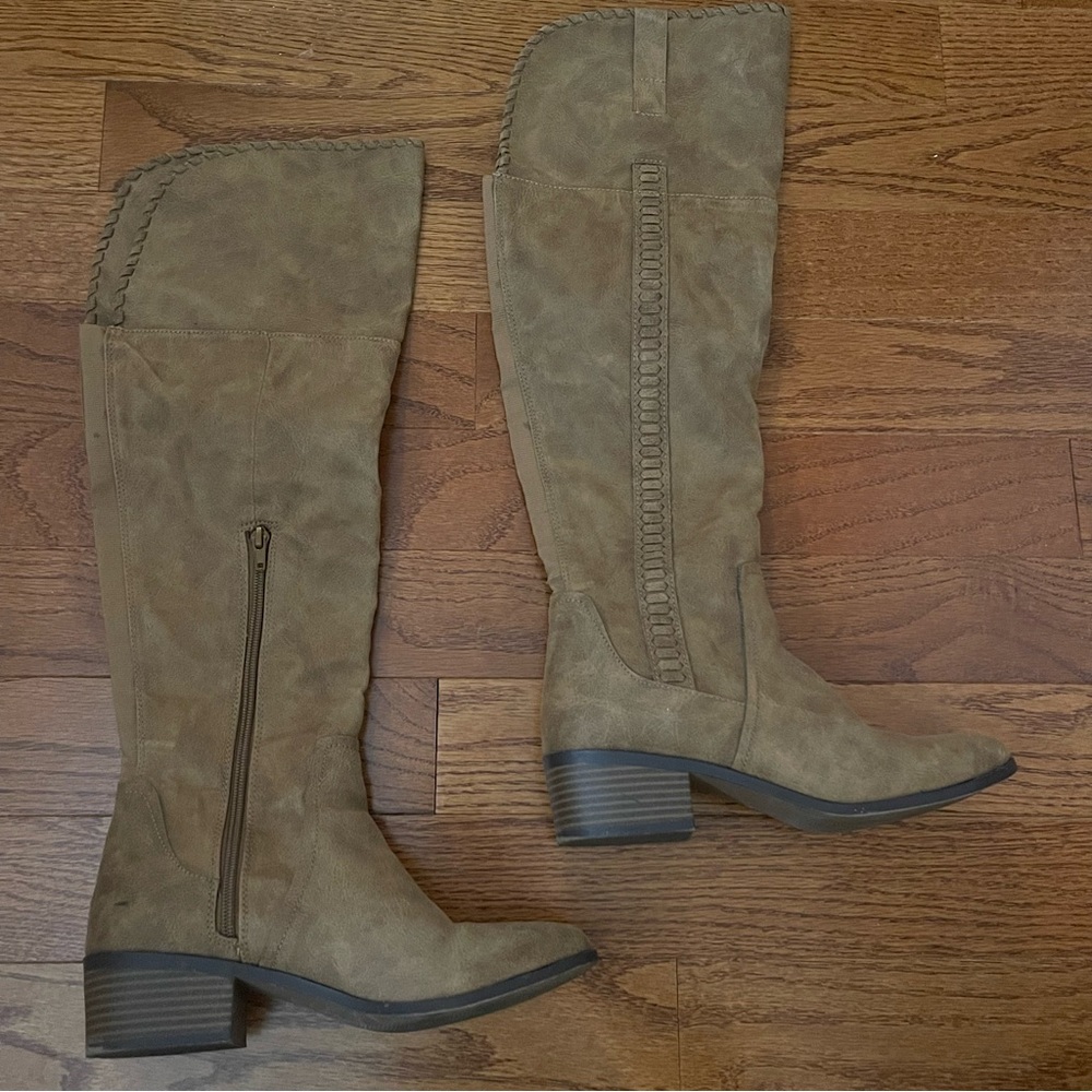 Carlos by Carlos Santana Brown/Tan Knee High Boots 7.5